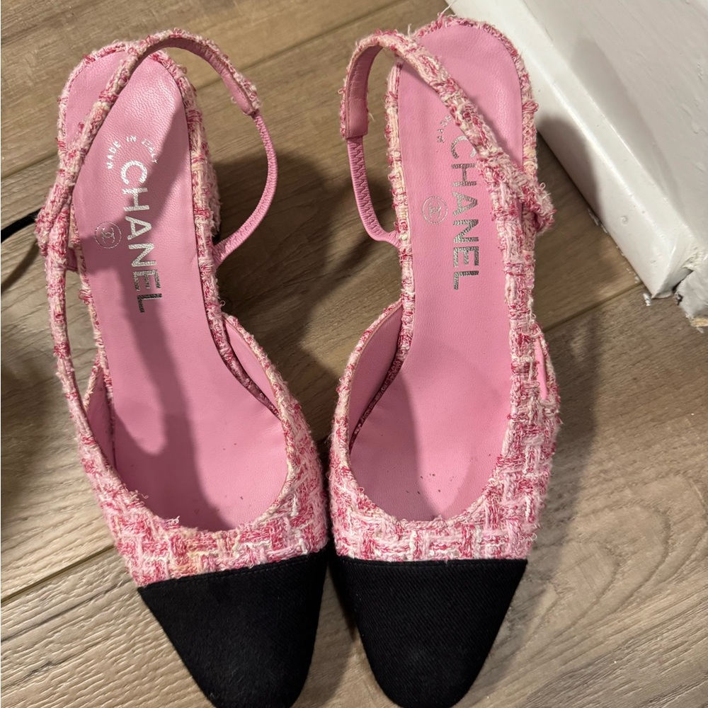 CHANEL Tweed Pink and Black Heels